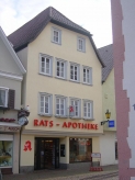 Die Rats-Apotheke direkt am Marktplatz